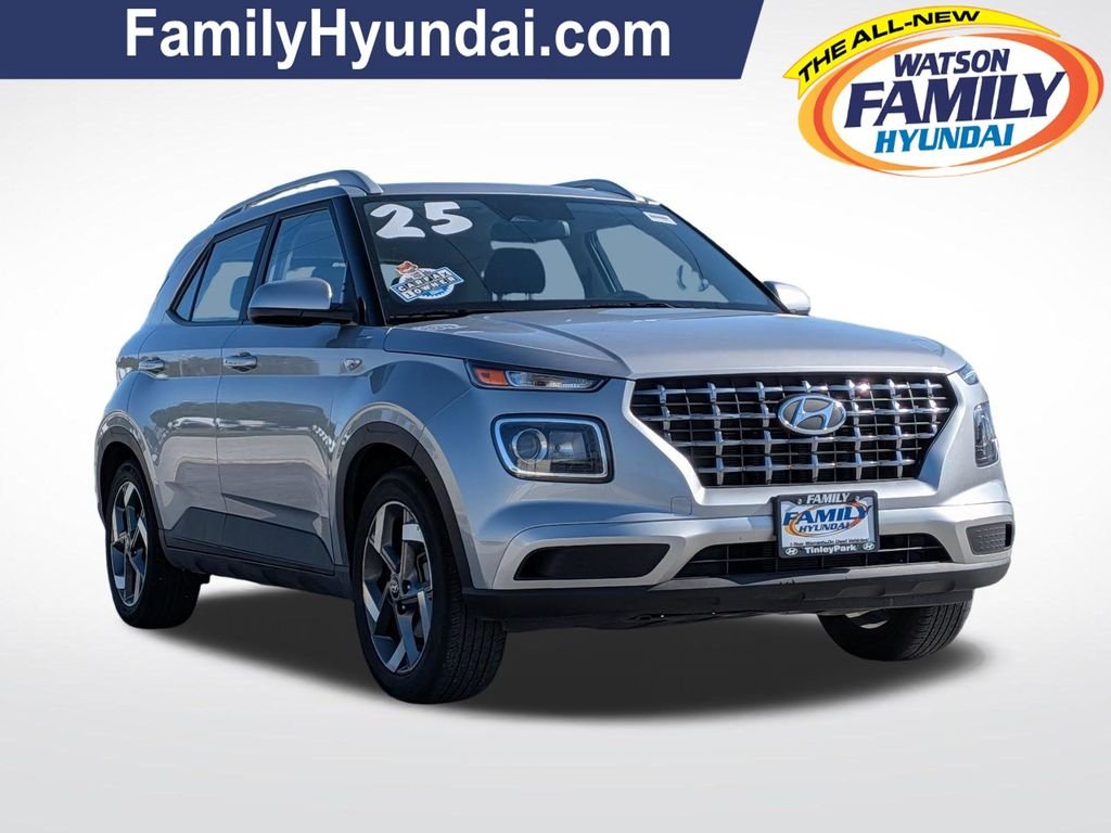 2025 Hyundai Venue SEL IVT's photo