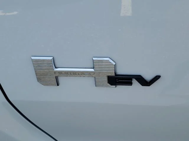 Used 2023 Interstellar White GMC 3X image 27