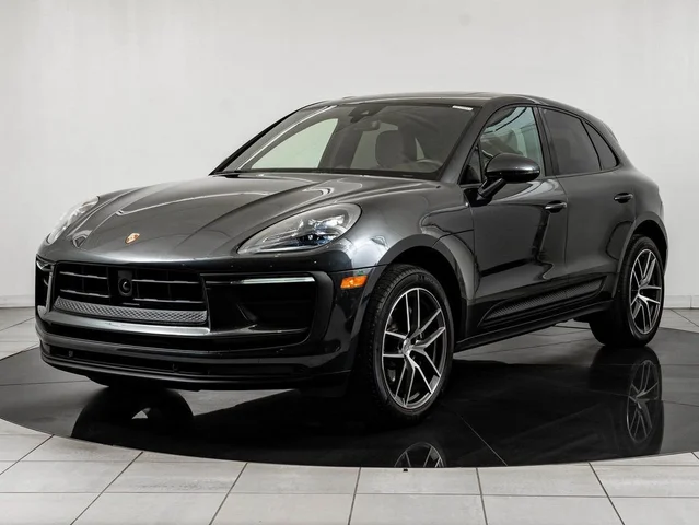 2025 Porsche Macan 