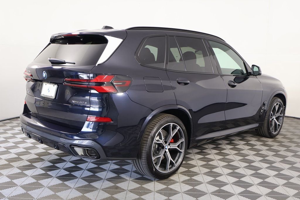 New 2026 Carbon Black Metallic BMW xDrive50e image 2
