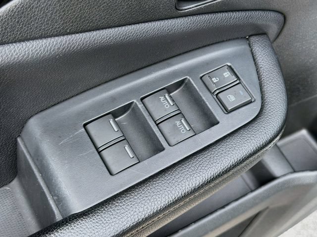 Used 2021 White Honda Touring 7-Passenger image 24