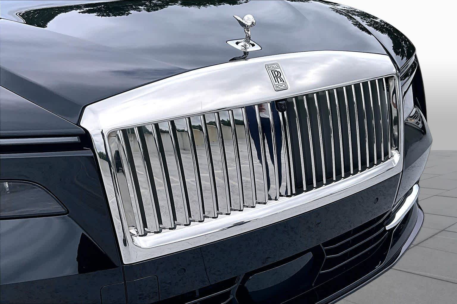 Used 2024 Black Diamond Rolls-Royce  image 28