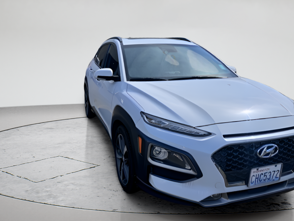 Used 2018 White Hyundai Ultimate image 13