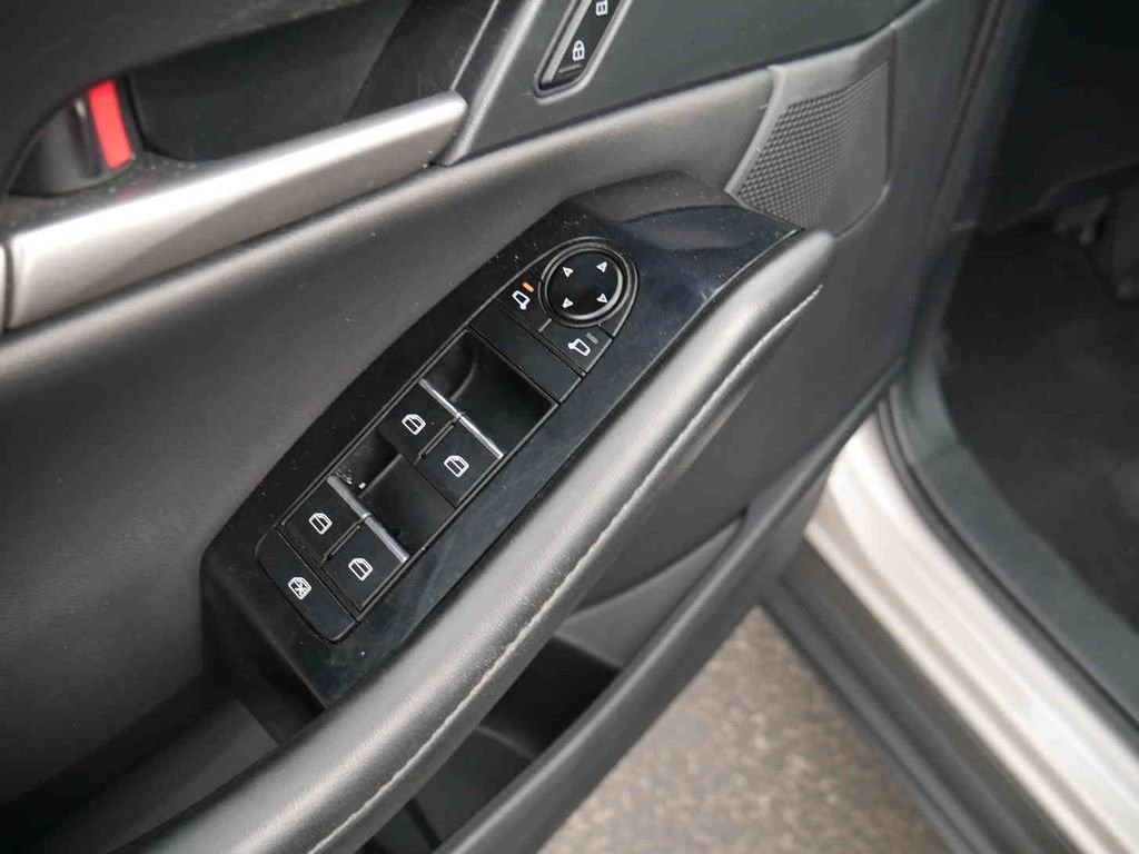 Used 2024 Silver Mazda 2.5 S Select Sport image 20
