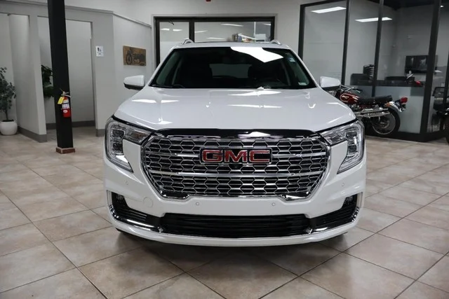 2024 GMC Terrain Denali - Photo 8