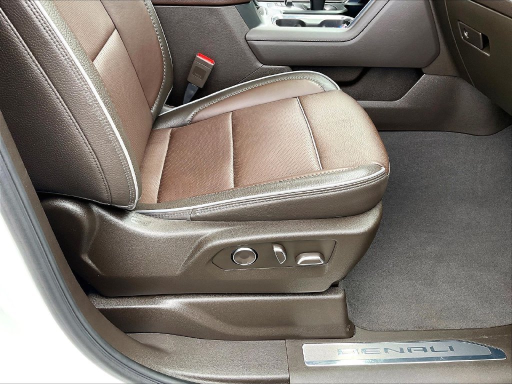 Used 2024 White Frost GMC Denali image 37