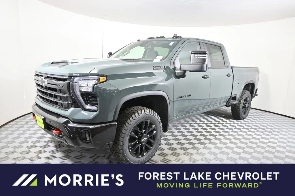 2026 Chevrolet Silverado HD LT 4WD Crew Cab Standard Box SRW's photo