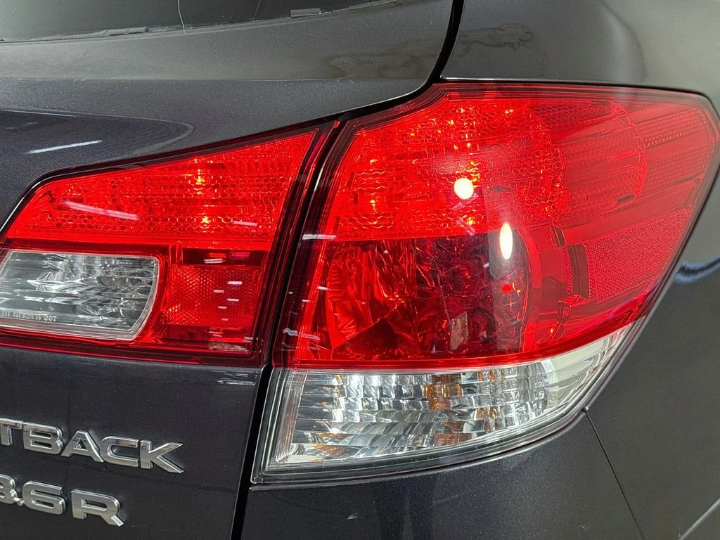 Used 2011 Gray Subaru 3.6R image 31