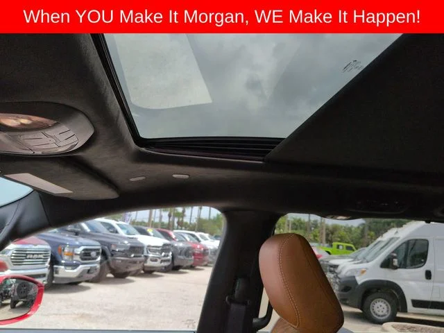 Used 2024 Red Chrysler Pinnacle image 23