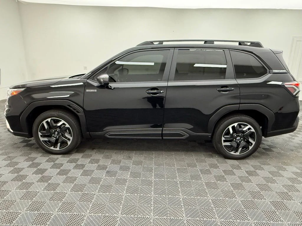 Used 2025 Black Subaru Limited image 13