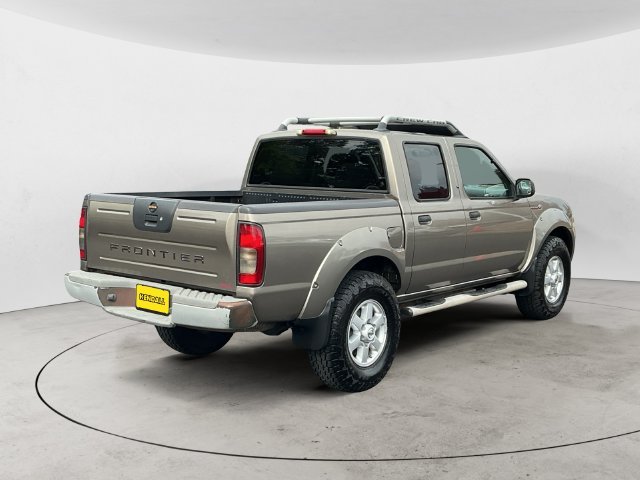 Used 2004  Nissan SC image 5