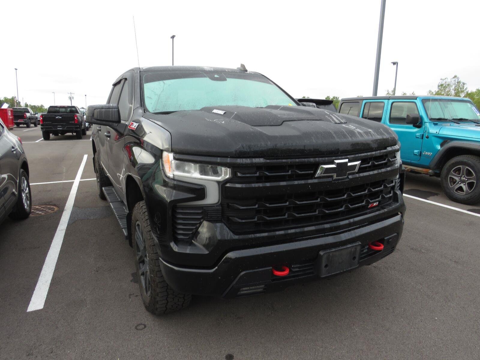 Used 2025 Black Chevrolet LT Trail Boss image 10