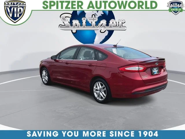 Used 2013 Red Ford SE image 7