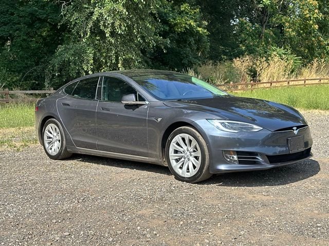 Used 2018 Silver Metallic Tesla 100D image 1