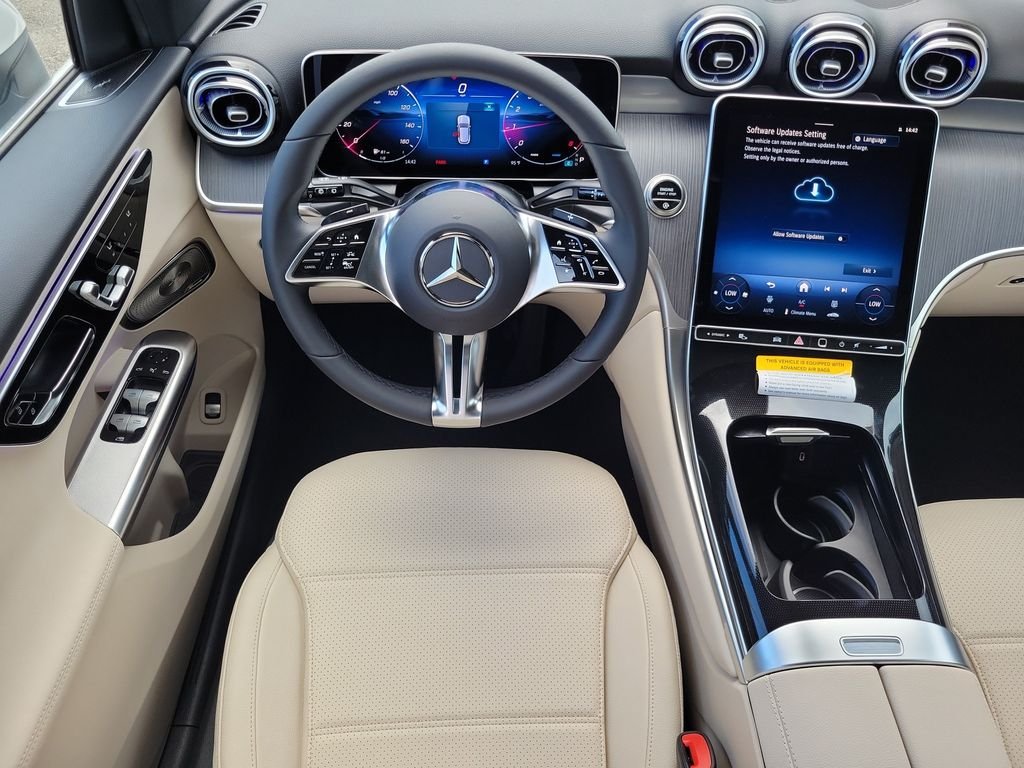 New 2027 Polar White Mercedes-Benz GLC 300 image 13