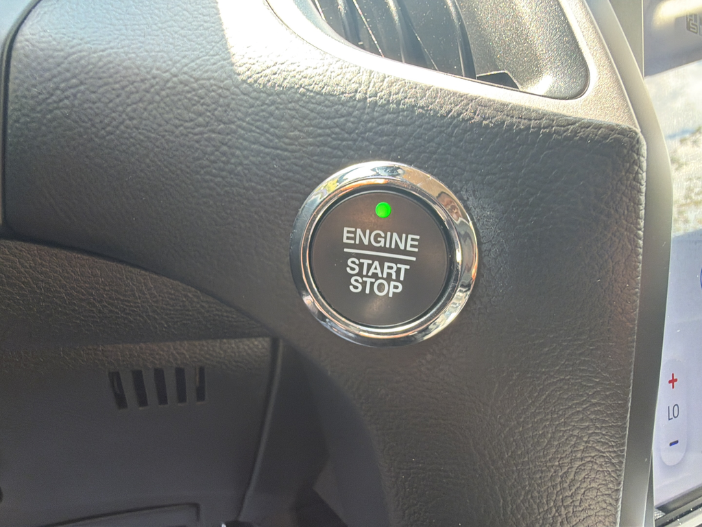 Used 2024 Silver Ford SEL image 24