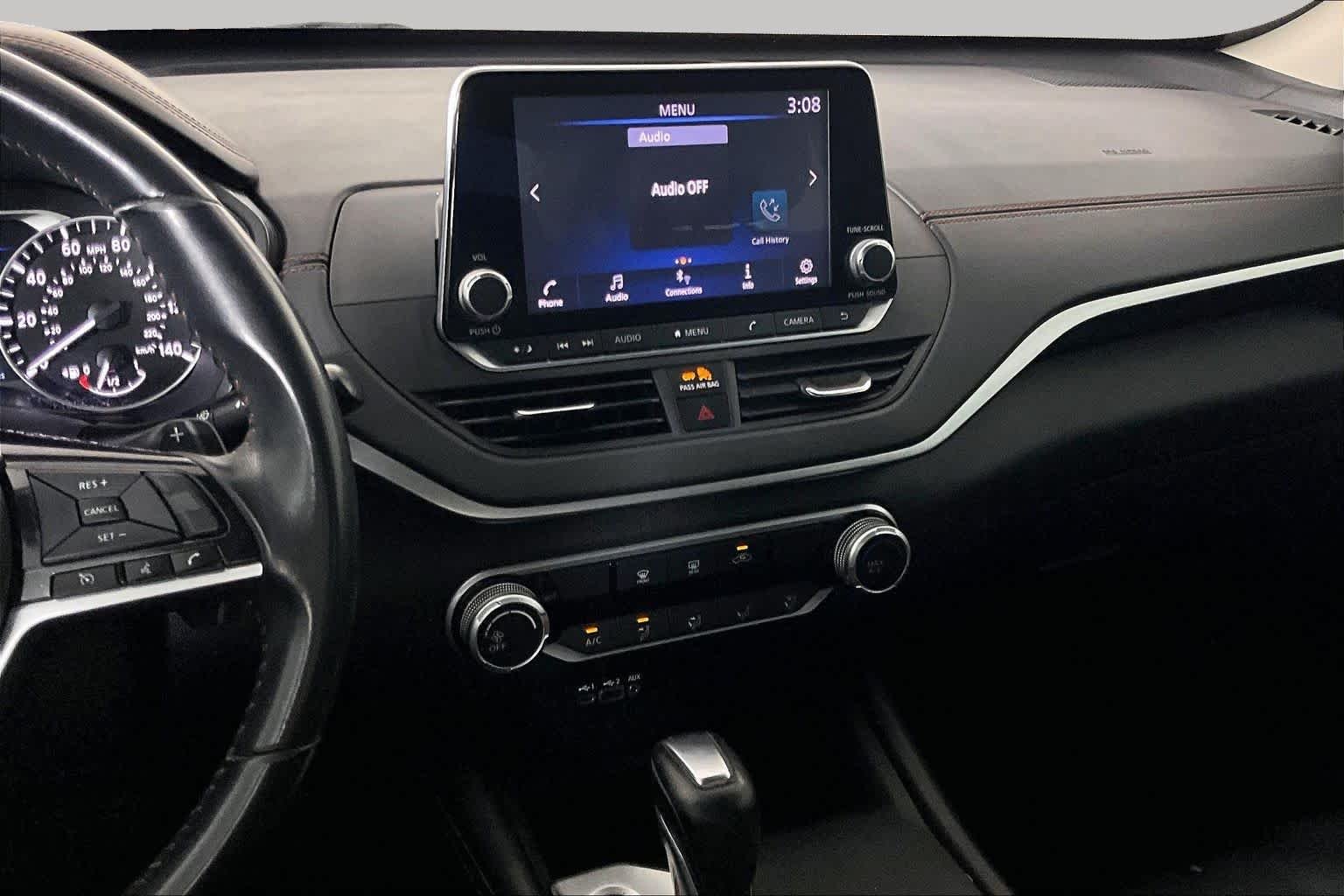 Used 2020 Pearl White Tricoat Nissan 2.5 SR image 7