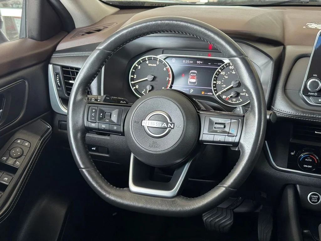 Used 2023 Black Nissan SV image 26