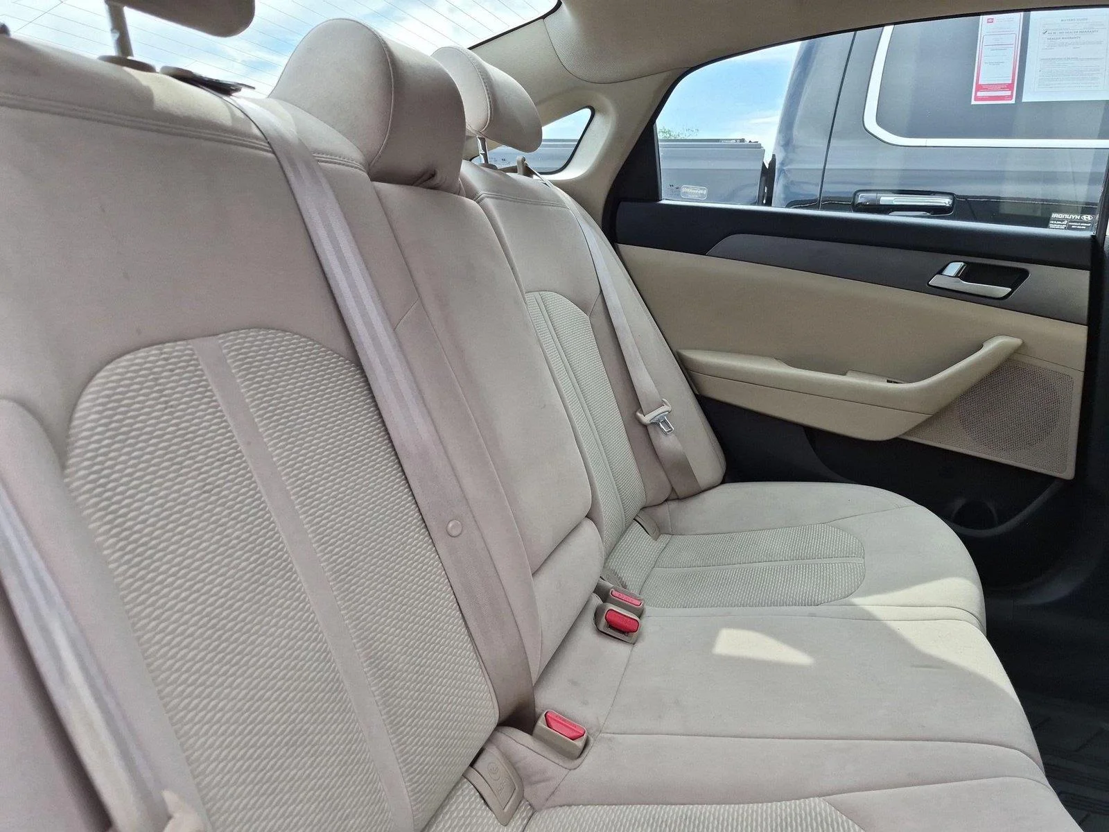 Used 2015 Dark Truffle Hyundai 2.4L SE image 29