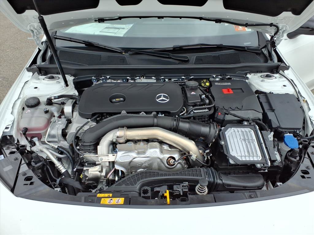 New 2026 Polar White Mercedes-Benz CLA 250 image 9