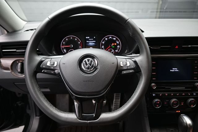 Used 2022 Green Volkswagen 2.0T Limited Edition image 30