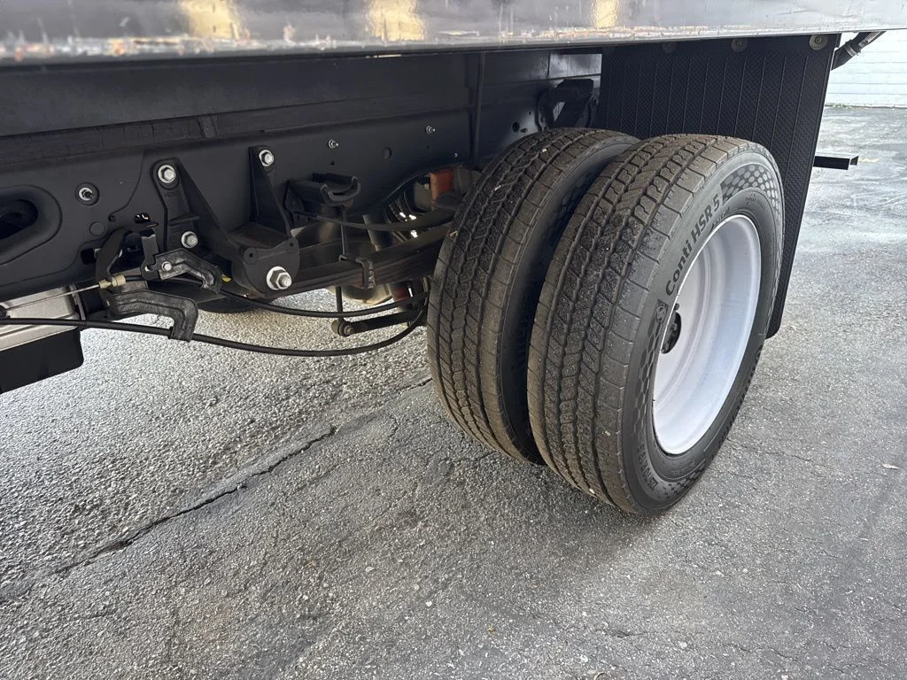 Used 2019 White Ford XL image 51