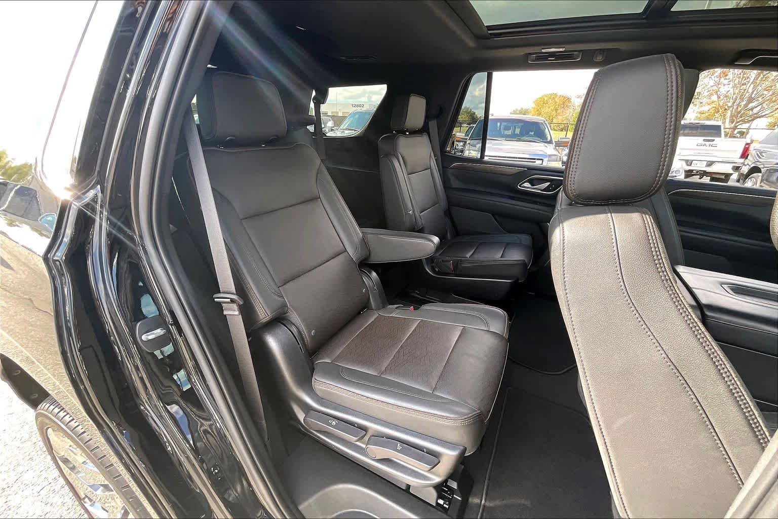 Used 2022 Black Chevrolet High Country image 19