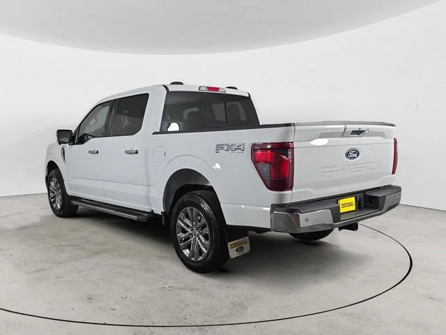 Certified Used 2024 Oxford White Ford XLT image 3