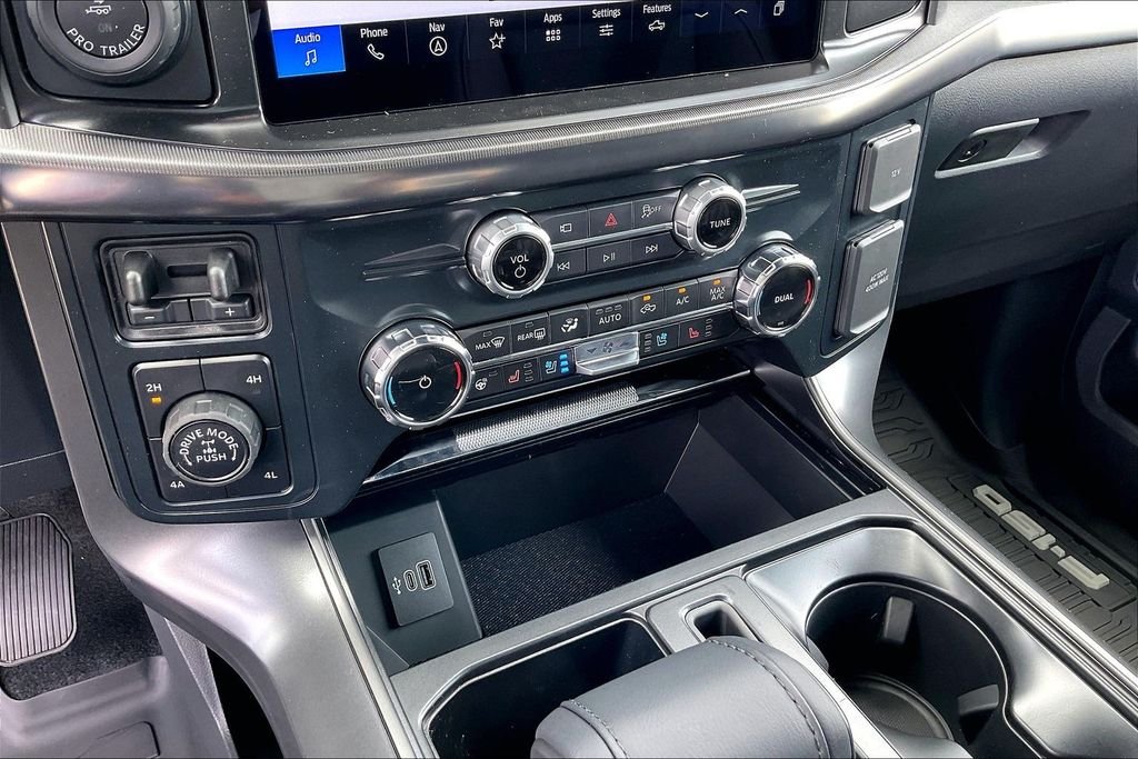 New 2026 Ford F-150 Lariat 4D SuperCrew