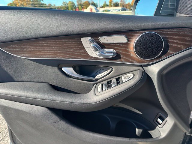 Used 2020 Gray Mercedes-Benz GLC 300 image 12