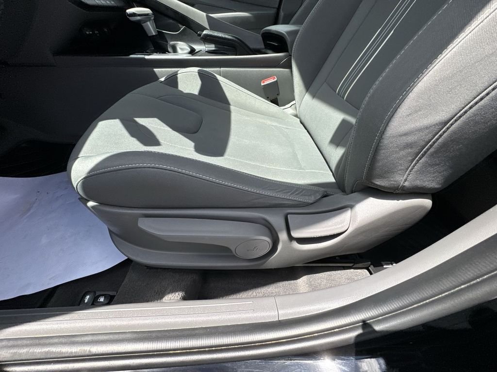 Certified Used 2023 Black Hyundai SEL image 18