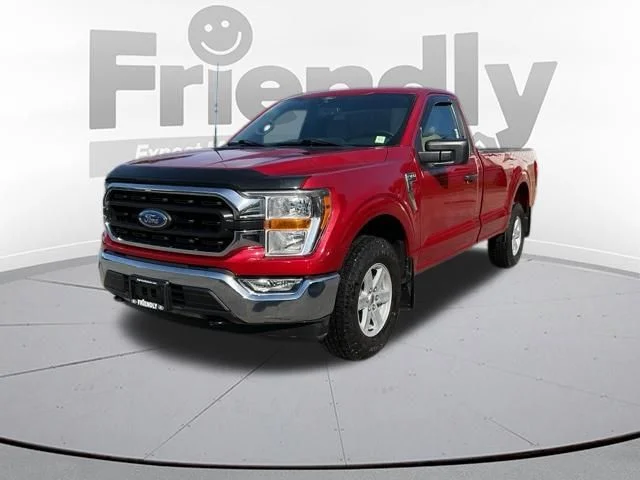 Used 2022 Red Ford XLT image 2