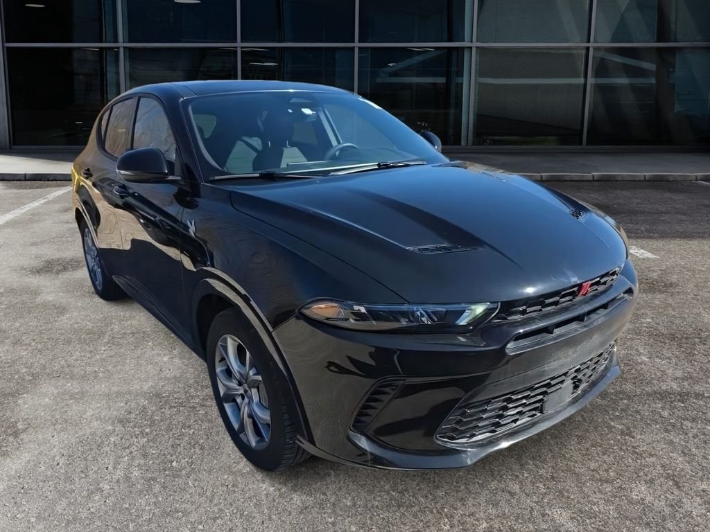 Used 2024 Dodge Hornet R/T Plus with VIN ZACPDFDW4R3A21288 for sale in Lawrence, KS