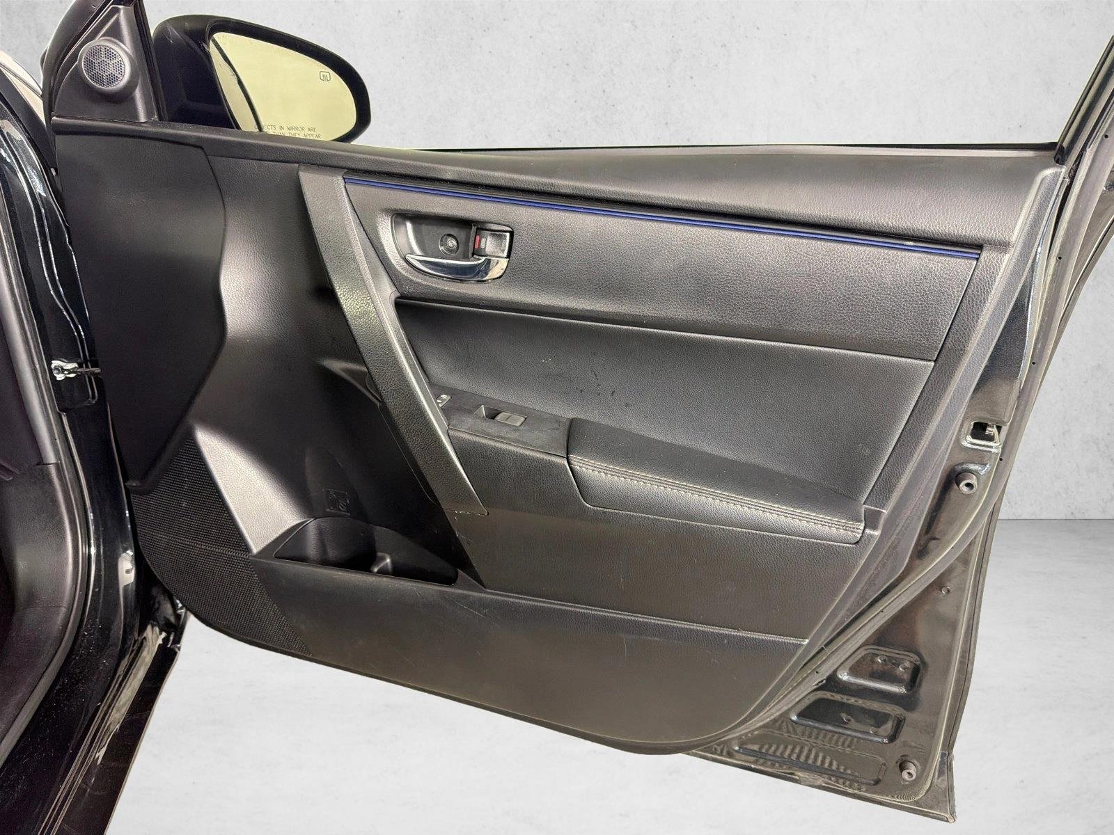 Used 2018 Black Sand Pearl Toyota SE image 14
