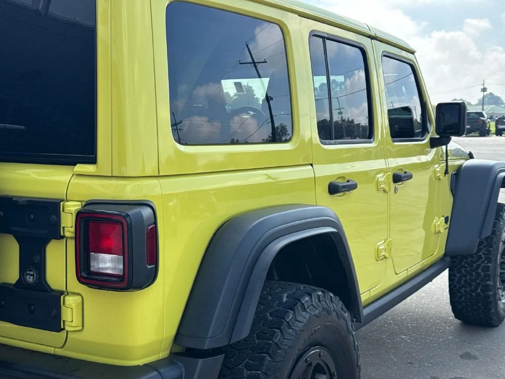 Used 2023 Yellow Jeep High Tide image 18
