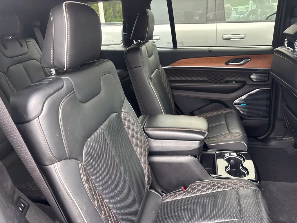 Used 2021 Black Jeep Summit image 20