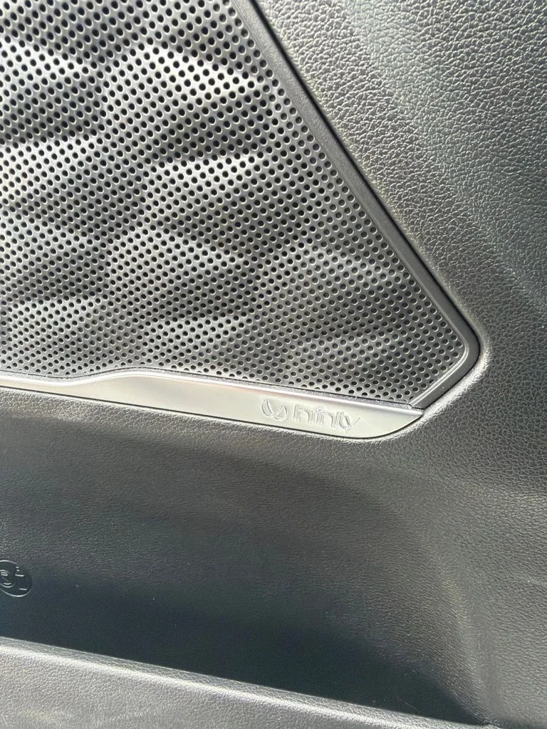 Used 2019 Gray Hyundai Limited image 16