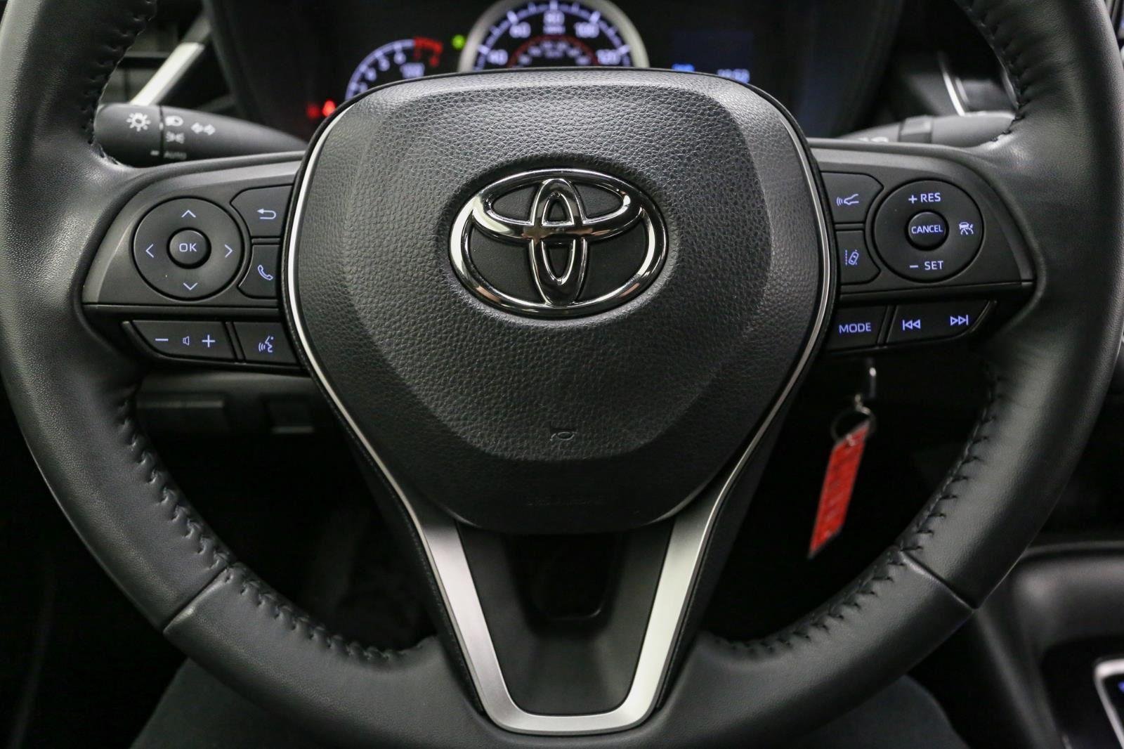 Used 2022 Celestite Gray Metallic Toyota SE image 30
