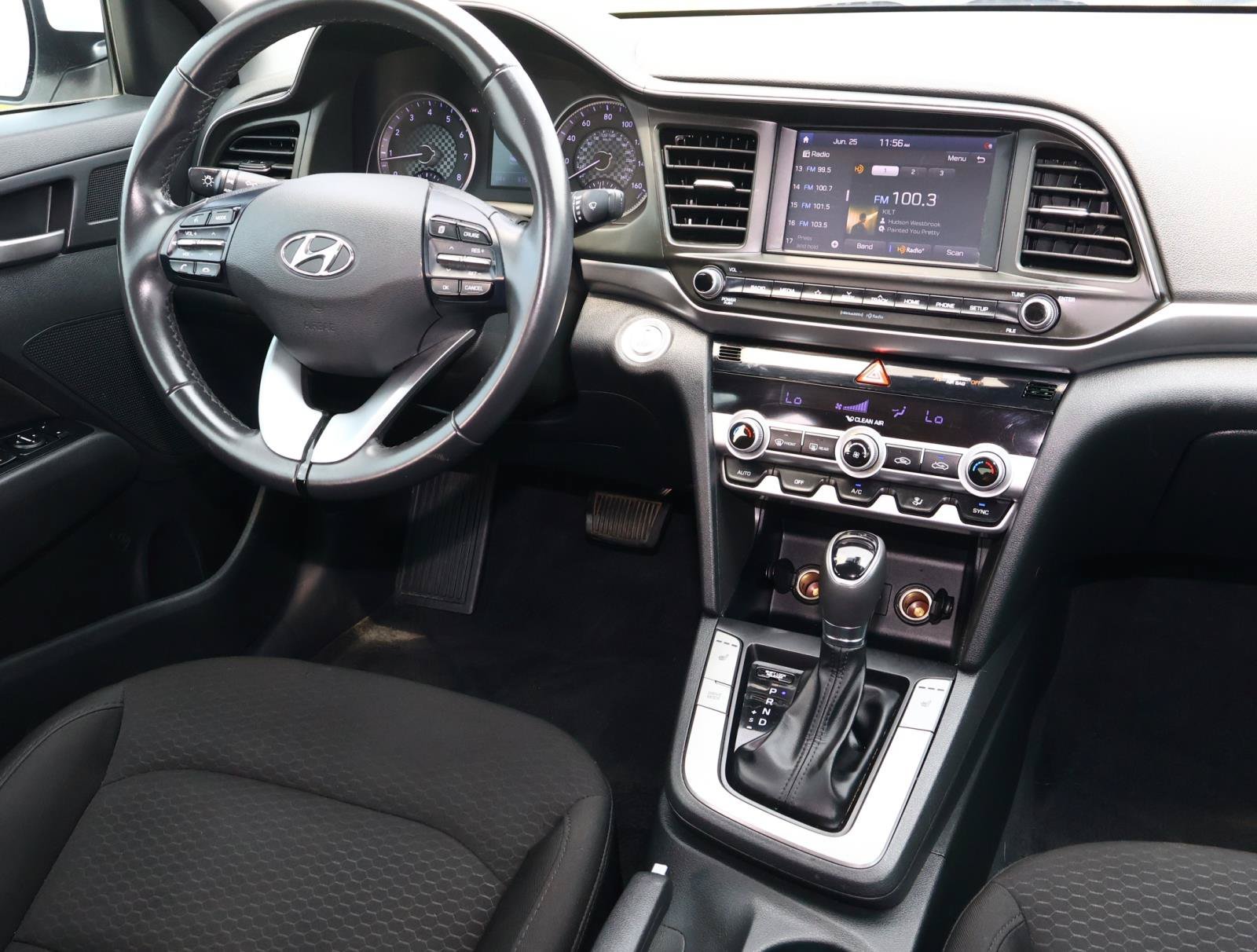 Used 2019 Quartz White Pearl Hyundai Value Edition image 9
