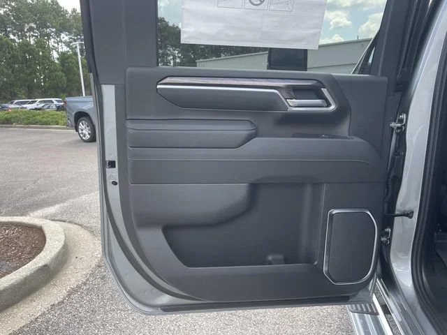 2026 Chevrolet Silverado 2500 HD LTZ - Photo 12