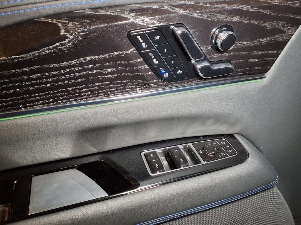 2026 Cadillac Escalade IQ Sport - Photo 16