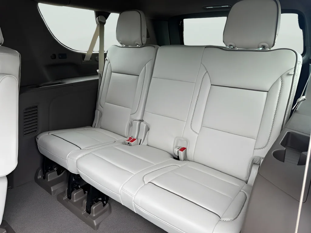 2026 GMC Yukon XL Denali - Photo 37