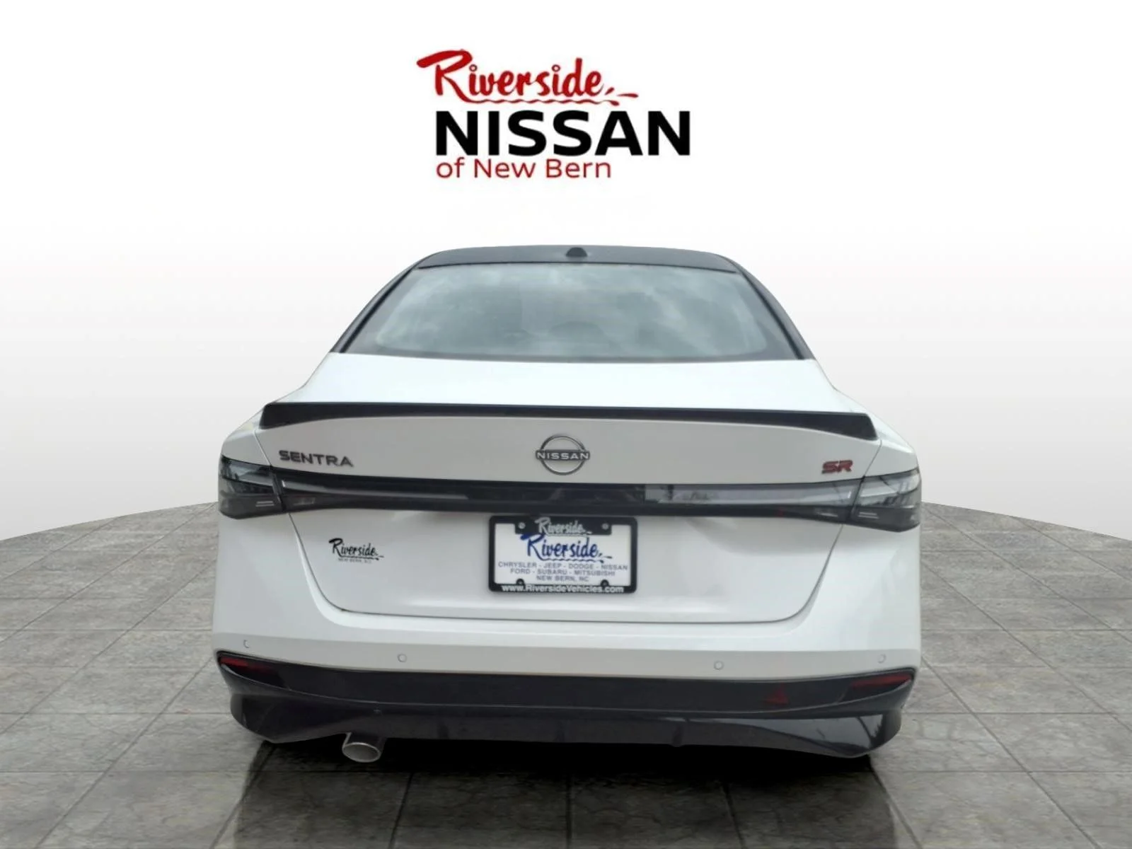 New 2026 Aspen White TriCoat / Super Black Two-tone Nissan SR image 2