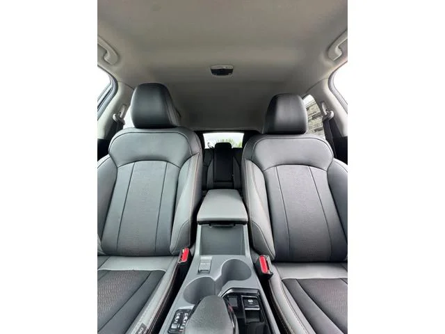 New 2026 CRYSTAL BLACK SILICA Subaru Limited image 21