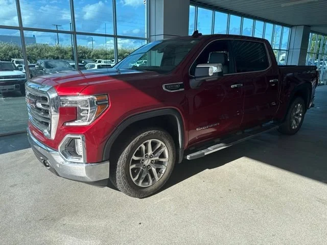 Used 2020 RED QUARTZ TINTCOAT GMC SLT image 3