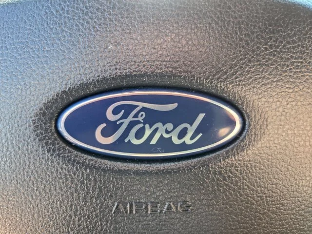 Used 2025 Silver Ford XLT image 32