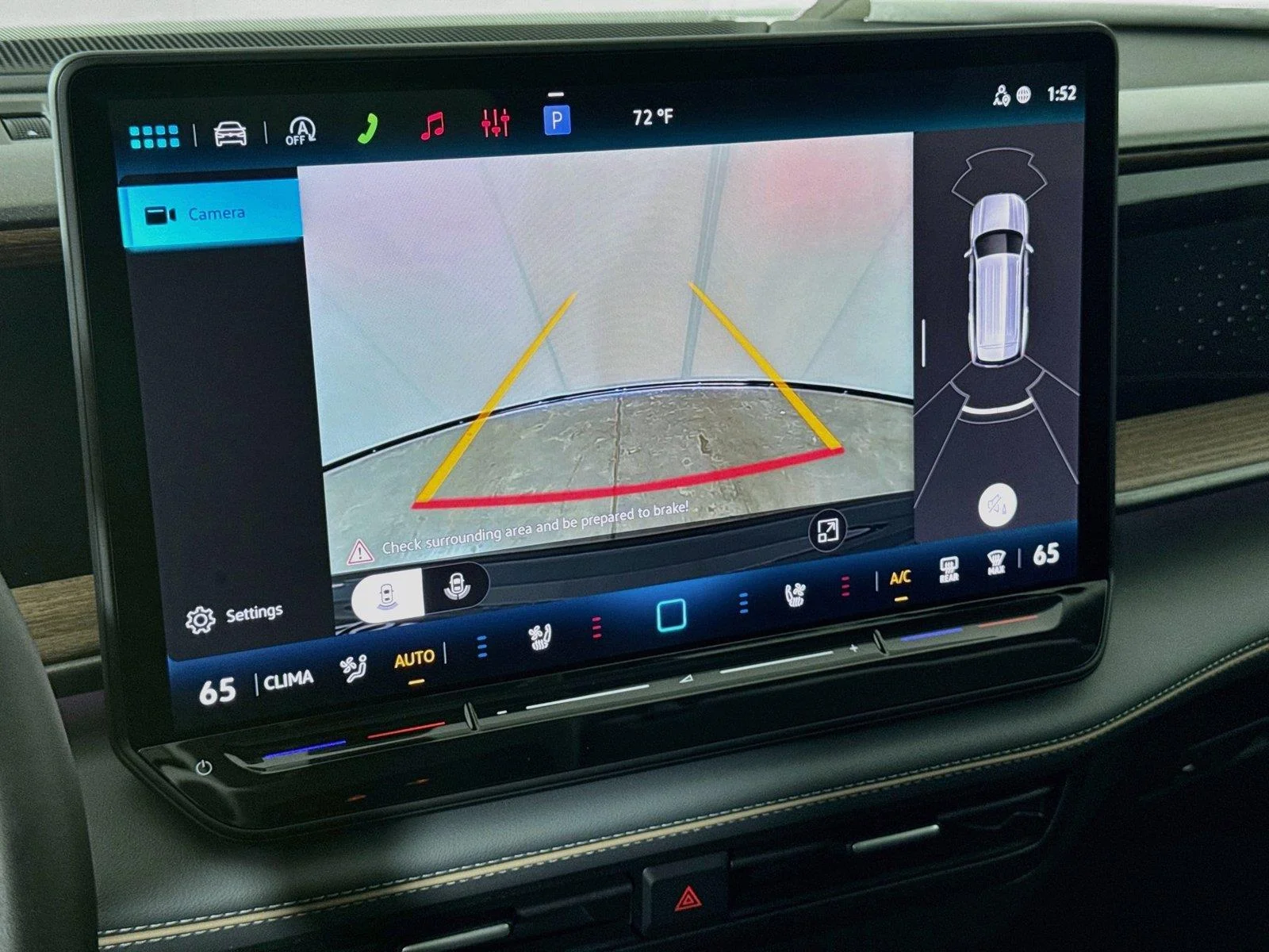 New 2027 Pure Gray Volkswagen SE w/Technology image 13