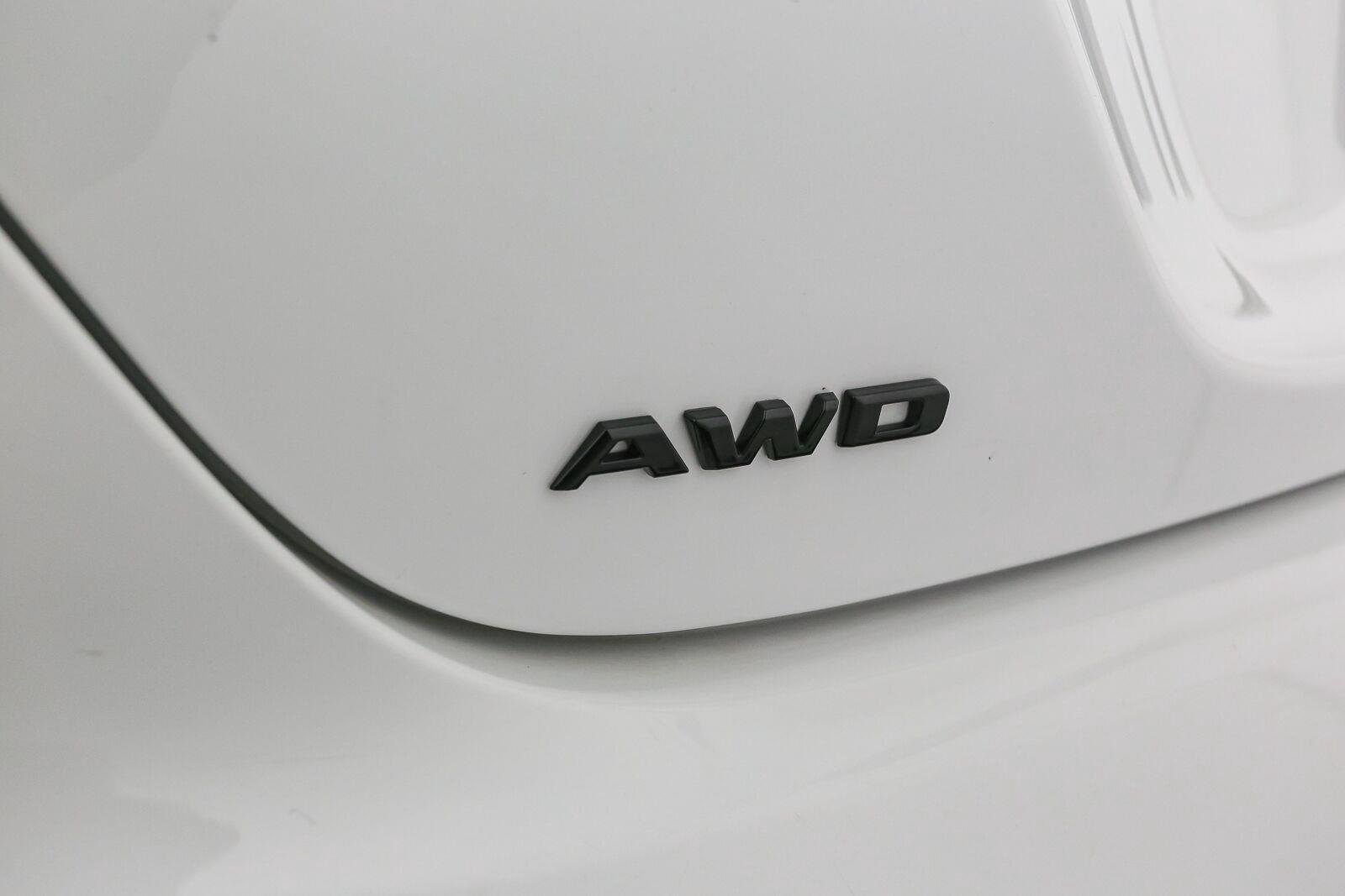 Used 2022 Summit White Cadillac VSERIES image 12