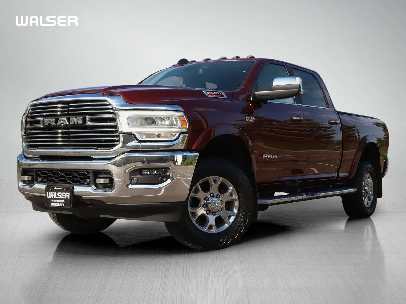 Used 2019 Delmonico Red Pearlcoat Ram Laramie image 1