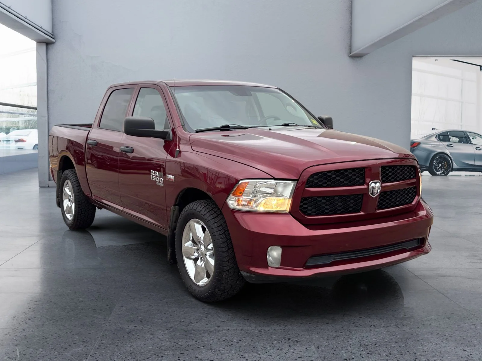 Used 2019 RED PEARL Ram Express image 7